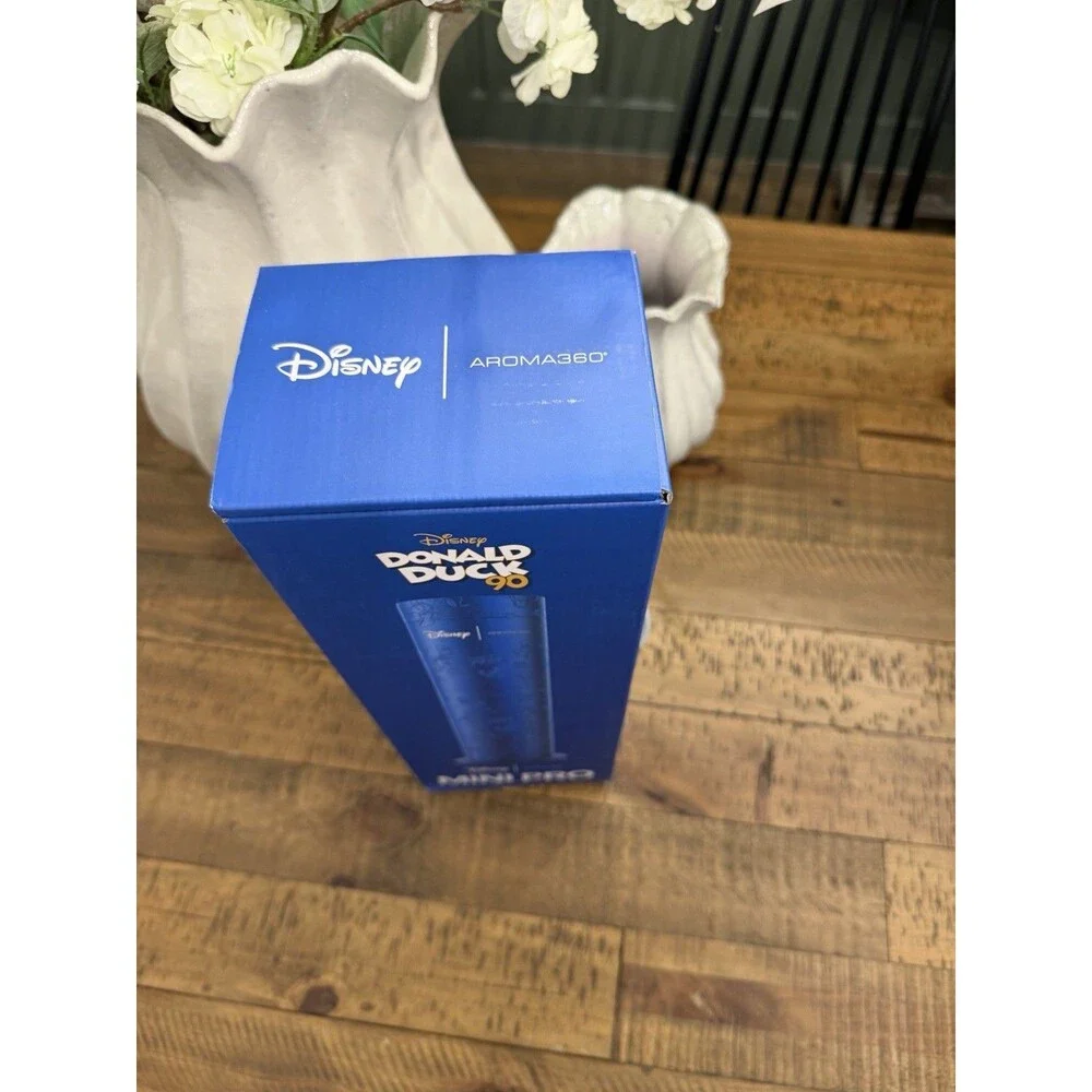 Disney Aroma360 Mini Pro Scent Diffuser Blue Donald Duck Theme NEW $199.95 MSRP
